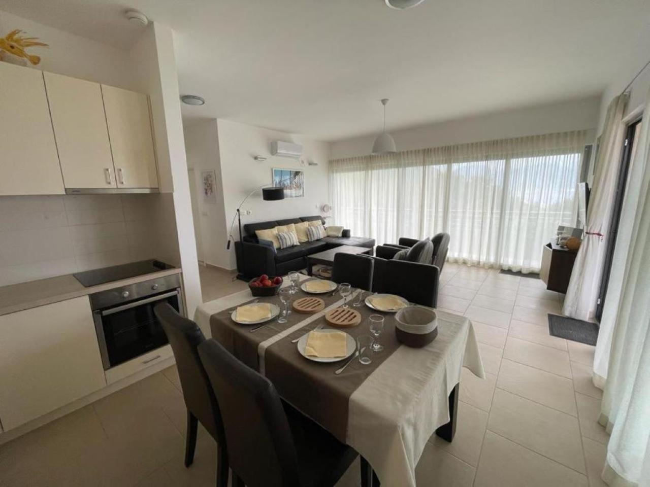 Acacia Hill Apartment C01 Without Pool Ðenovići Dış mekan fotoğraf